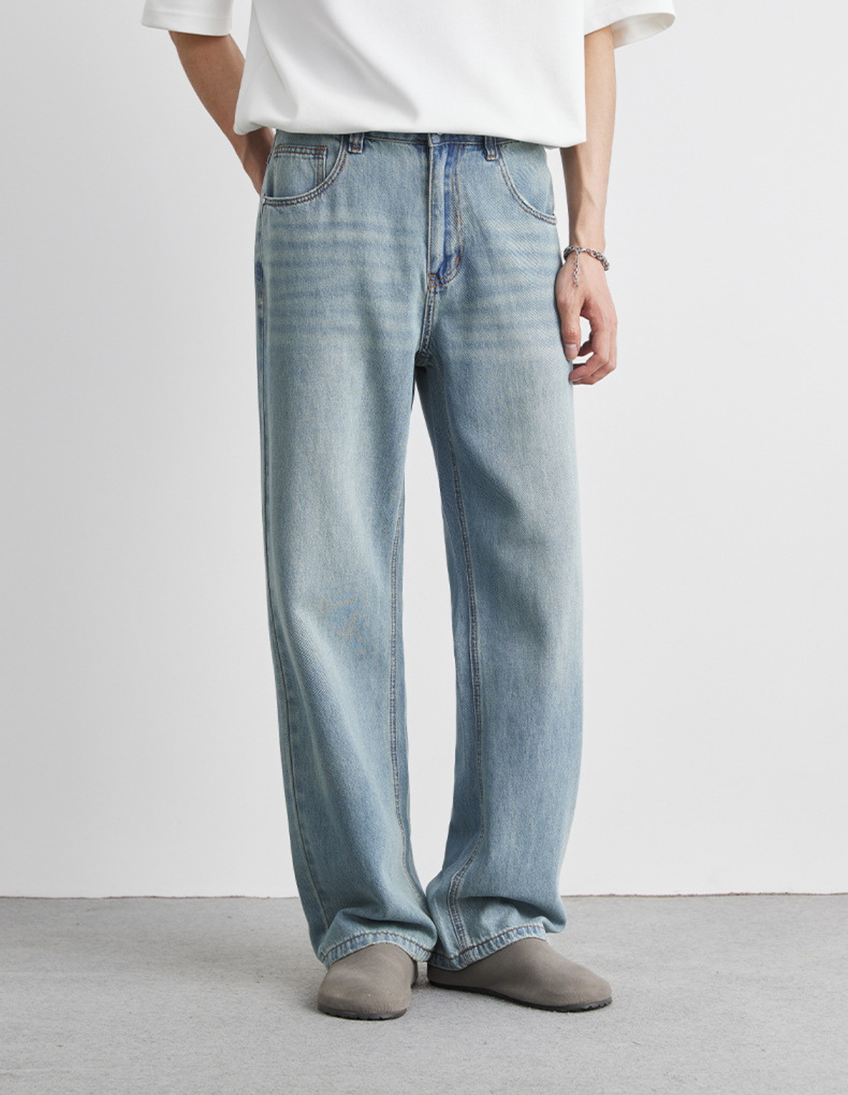 Avenor Straight Jeans