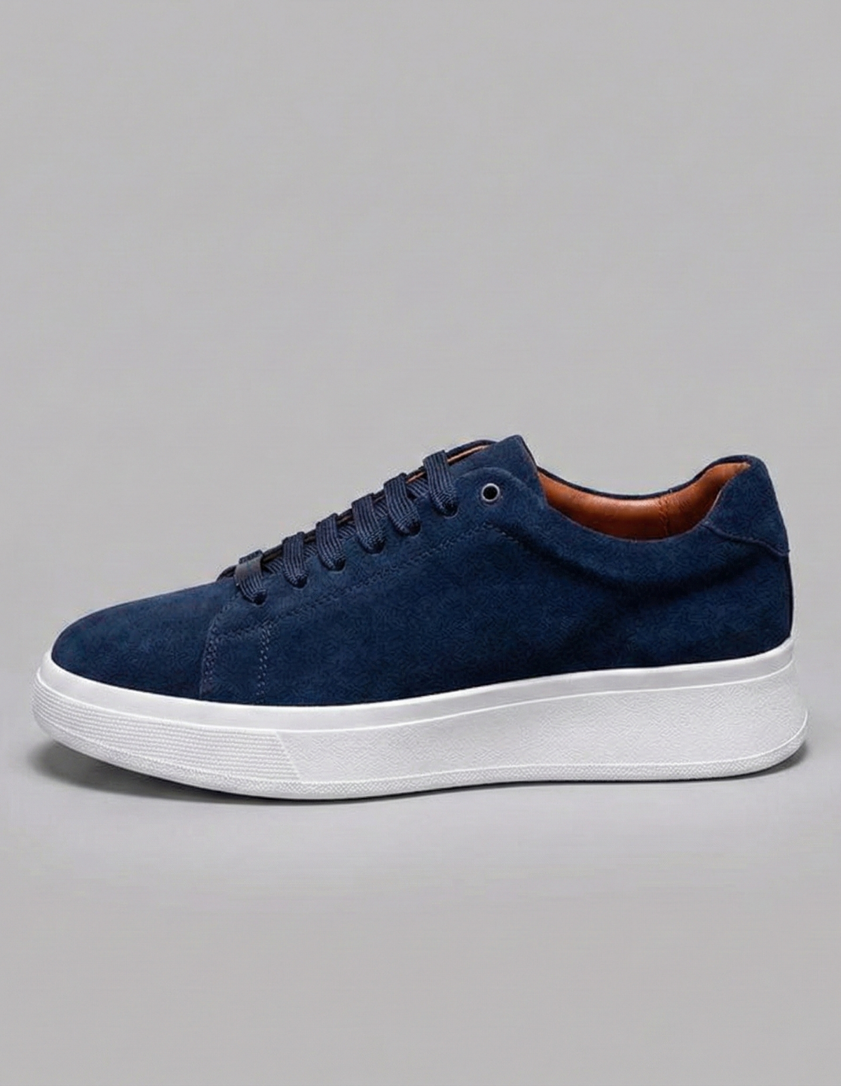 Harbor Thick-Sole Casual Sneakers