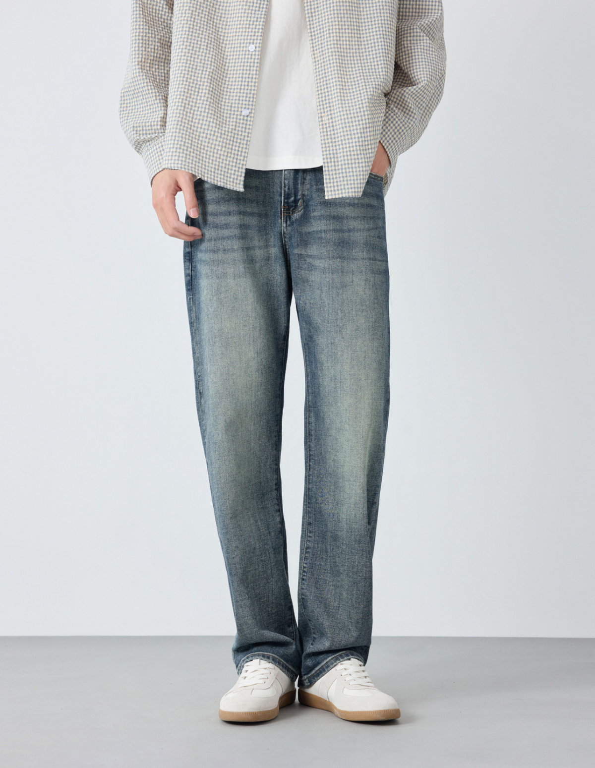 Rivaro Distressed Straight-Leg Denim