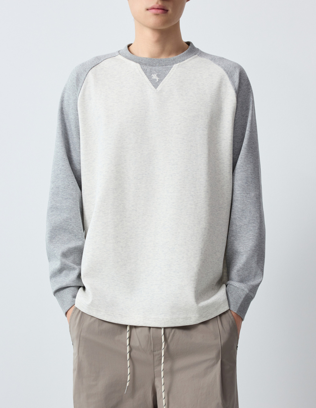 Alviro Embroidered Long-Sleeve