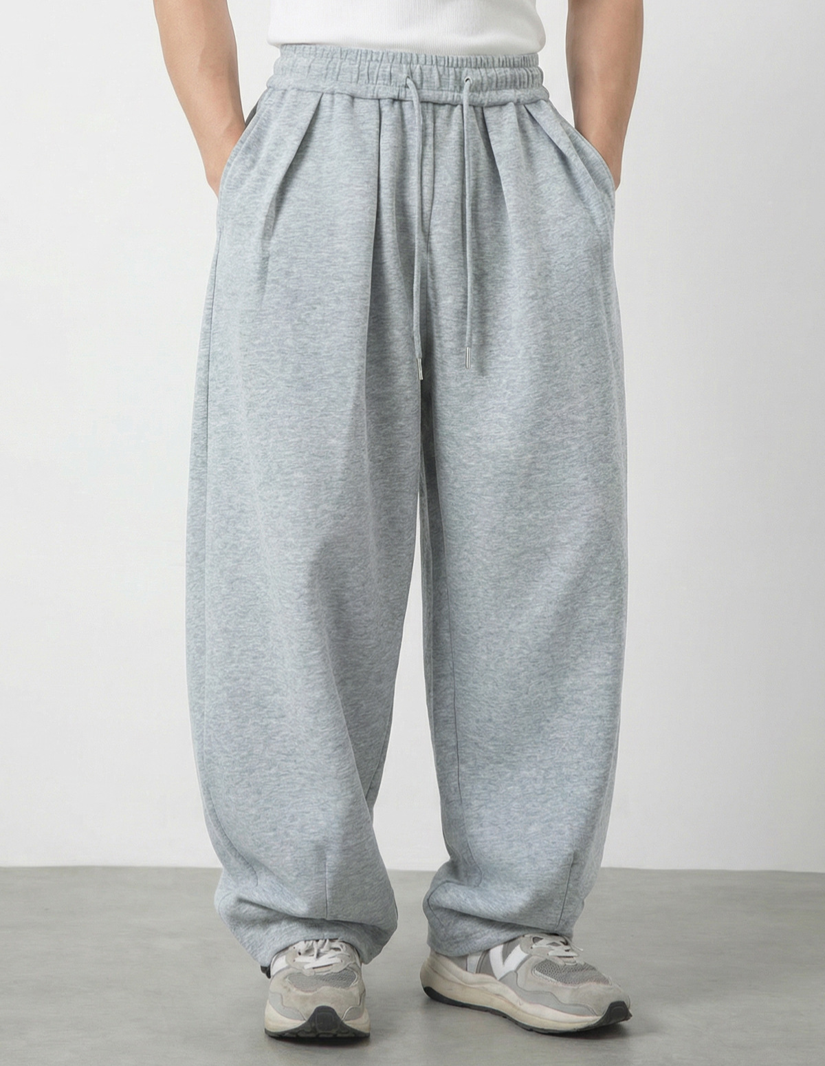 The Hudson Wide Sweatpants