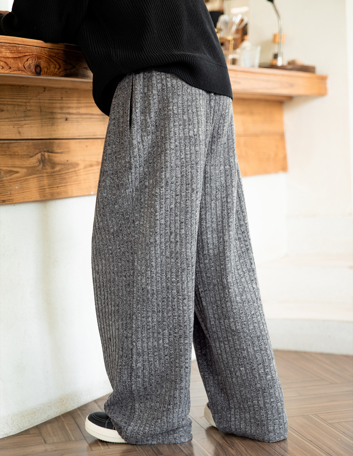 The Pleated Drawstring Trousers